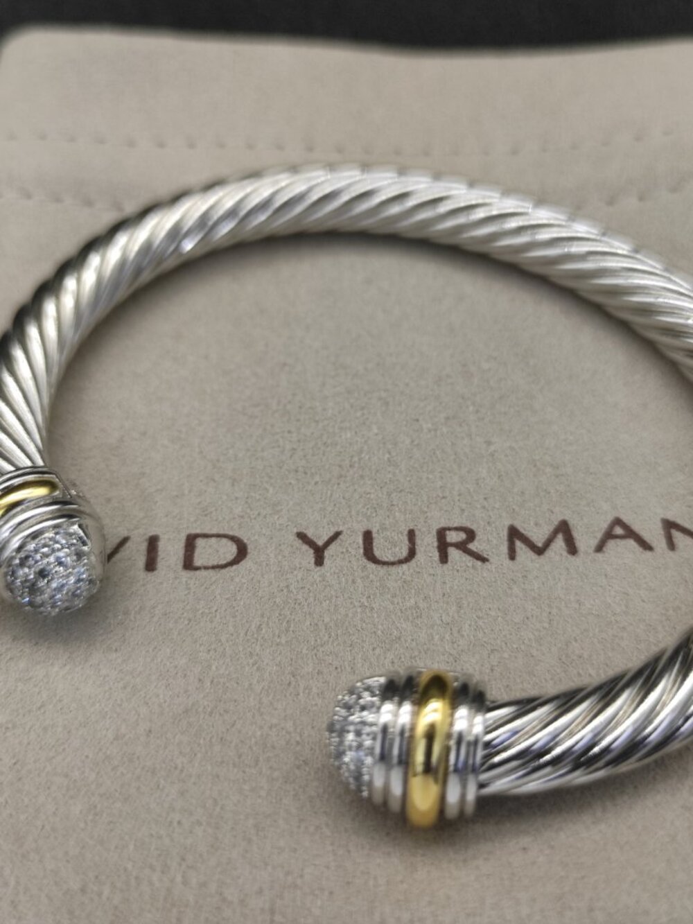 🍋🍋🍋David Yurman 7mm half-diamond two-tone bracelet - Picture 6 of 9